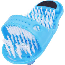 Slipper for Unisex Adults Seeking Foot Wellness, Deep Cleaning Foot Scrubber with Shoe-Like Object with Bristles Design, Exfoliating Foot Massager