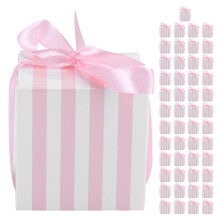 Caixas de presente com fita decorativa, ideais para festas de aniversário, casamentos e encontros familiares. Os sacos de celofane para doces