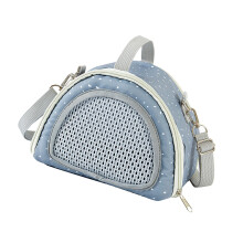 Hamster travel carrier, guinea pig carrying bag, breathable travel handbag for small squirrels, mice, rats, dwarfs, and (gray)