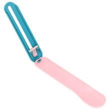 Sturdy Cat Wet Treat Scoop Feeder: Safe PP Plastic Hygienic & Simple
