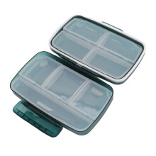 Green Silicone 8 Compartments Travel Medicine Case 14.5x10x4.5cm