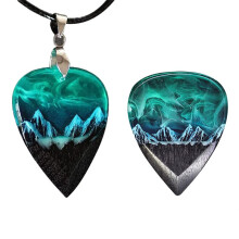 Púa Luminosa con Toque de Guitarra, Púa de Guitarra de Resina Epoxi, Collar de Boreal, Púa de Bajo