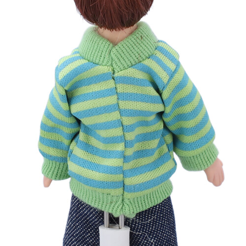 Miniaturjunge Puppe im Maßstab 1:12, grüner Pullover, braune Haare, 11,5 cm 2
