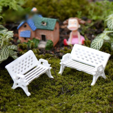 Colorful Model Tables and Chairs, Pack of 10, HO Scale, for Hobbyists