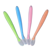 4 pezzi di cucchiai in silicone per bebé, morbidi, pulibili, con manici ergonomici