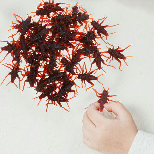 250Pièces Jouets De Farce Criquets Simulés En Plastique 2