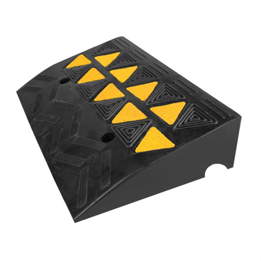 Curb Ramp with AntiSlip Surface for Driveway, Garage, Car, Motorcycle, Wheelchair, 49x30x10.7cm
