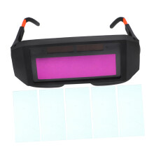 Autodarkening welding goggles with safety lenses. Ergonomic design.