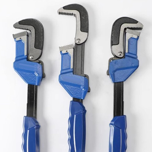 Heavy Duty Adjustable Pipe Wrench with SelfAdjusting Grip, MultiFunction Spanner for Plumbing 1