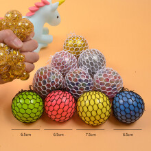 Palla antistress in mesh portatile, giocattolo antistress a forma di uva, gioco sensoriale, diametro 6cm