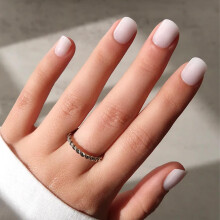 Glamnetic Press-On Nails - Cool Whip | Super Short Weiße Fake-Nägel, Salon Qualität | 30 Nagelset mit Kleber