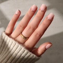 Glamnetic Press On Nails - Pearly Please | Super Short Weiße French Tip Nägel, 12 Größen - 30 Nagel Kit
