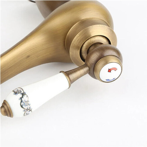 Kitchen Faucet Deck Mounted One Hole Single Lever Brushed Brass 2