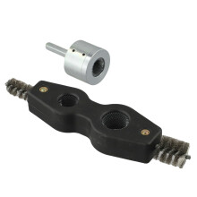 Industrial Grade Metal Tube Cleaner With Fine Bristles, 15MM Size, Automotive Use Cases