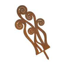 Weather Resistant Rusty Fern Plant Ground Stake Decorative Iron