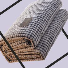 Double Sided Polyester Air Conditioner Quilt 180x200cm Grey Portable Summer Blanket