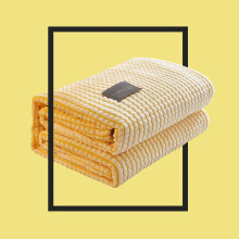 Double Sided Cat Feel Summer Air Conditioner Quilt 70x100cm Lemon Yellow