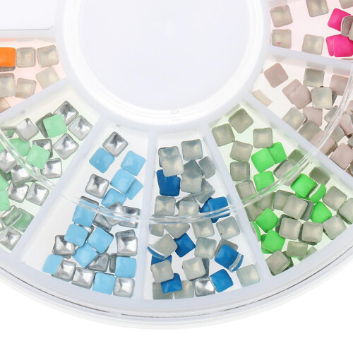500pcs 3D Nail Art DIY Glitter Decoration Square Rivet Shaped 2