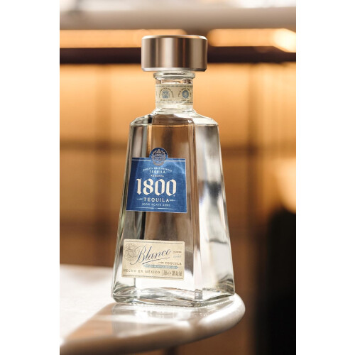 1800 Tequila Silver 100 Agave Tequila Small Bottle 20cl 2