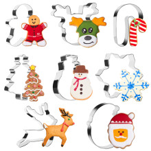 Christmas Cookie Cutter, Set 8 Christmas Biscuit Cutter - Santa, Snowflake, Christmas Tree, Reindeer, Gingerbread Man, Snowman, Candy Cane, Stainless