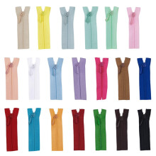 FINGERINSPIRE 20 PCS Tiny Zippers for Doll Sewing Clothes 6cm Long 20 Colors Nylon Zipper Fastener with Alloy Zipper Puller Colorful Mini Zippers for