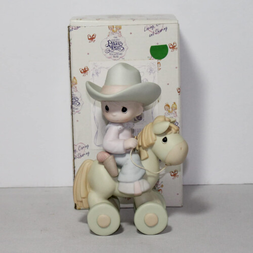 Precious Moments: PM981 Happy Trails 2
