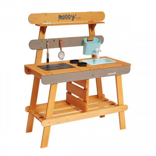 Muddy Lab - Outdoor Kitchen - Plush Soft Toy