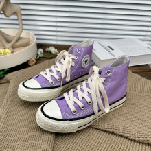 (purple, 44) Korean-style street photos featuring men and women in 1970s canvas sneakers and skate shoes