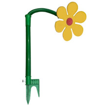 Dancing Daisy Sprinkler Lawn Watering Sprinkler Sprayer, Suitable for Garden Watering Garden Irrigation Tool Yellow