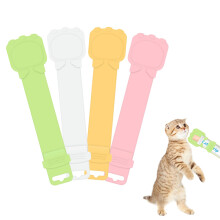 WOLMIK Cat Feed Spoon - 4 PCS Cats Strip Happy Spoons, Cat Treat Squee