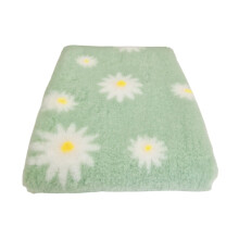 WOOF AND PUP | Non Slip Vet Bedding | Daisy Flower Pattern | Machine W