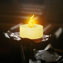 DZ0655-2 24 piezas velas sin llama 36x36mm blanco cálido