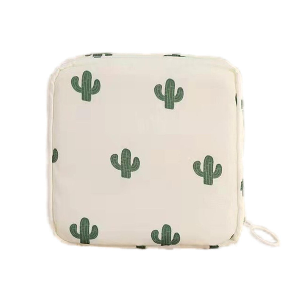 Beige Sanitary Napkin Storage Bag Waterproof Tampons Organizer With Zipper Portable Menstrual Pouch