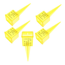 Automatic Rain Gauge with WeatherResistant Design for Garden Watering and Lawn Care
