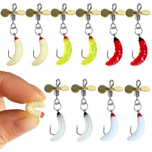 Breadworm Fishing Lures 5Pcs with Spinner, Single Hook Fishing Flies for Bass Pike Trout Perch Freshwater Saltwater