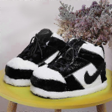 Schwarze, weiße, flauschige Sneaker-Hausschuhe – warme Winter-Indoor-Schuhe aus Baumwolle (2025)