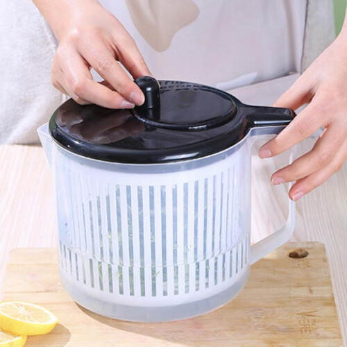 Large Capacity Salad Spinner with Ergonomic Handle for Lettuce and Vegetables Kitchen Use 1