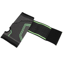 Munhequeira de compressão com material de qualidade profissional, respirável, ideal para futebol e vôlei.