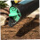 Handheld Lawn Seed and Fertilizer Spreader 2.5L with Adjustable Opening Sizes for Wide Coverage 2