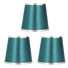 Abat-jour cylindrique moderne en tissu résistant pour lampes de table et lampadaires. Installation facile, anti-poussière, diffusion uniforme de la
