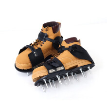 Lawn Aerator Shoes with 26 Stainless Steel Spikes and Adjustable Straps for Yard and Garden