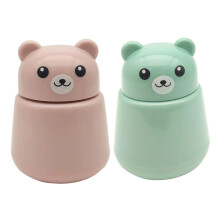 2pcs Manual Pill Crusher and Tablet Grinder with Cute Bear Design for Seniors Home Use Green