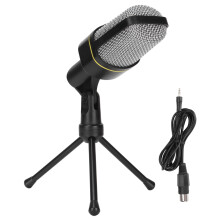 Professionell kondensatormikrofon för podcaststudio, högpresterande mikrofon med stativ och guldpläterad kontakt, lämplig för röstinspelning