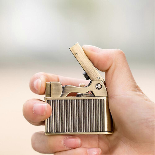 (E) Vintage Kerosenes Lighter Exquisite Craftsmanship Unique Design Gentlemen's Accessory 2
