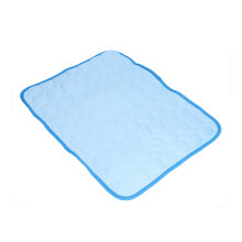 Atmungsaktive, faltbare Kühmatte für Haustiere für kleine, mittelgroße und große Hunde & Katzen, Blau, Größe L (70x55cm)