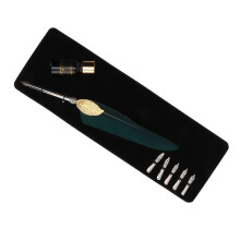 Luxury Gift Calligraphy Pen Set Vintage Style Feather Quill With Bold Ink And Refillable Nibs Elegant Writing Instruments For Special Moments