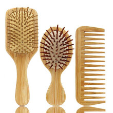 Trio van natuurlijke bamboe haarverzorgingsproducten, milieuvriendelijke set met paddleborstel met luchtkussen voor hoofdmassage en ontwarrende
