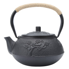 Japansk støpejernstekanne med retrodesign, perfekt for brygging av løse teblader og emaljebelagt innvendig beskyttelse mot rust for bruk på
