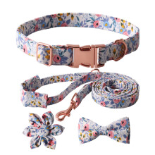 Ensemble collier,-Ensemble de quatre pièces bleu 1,5 et 35 cm