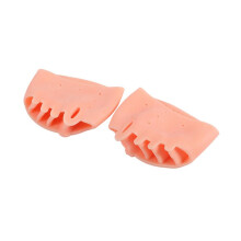 Gelseparator for tåavstand med antifriksjon og trykkspredningsfunksjoner, inkluderer ergonomisk design og materialer av høy kvalitet.
